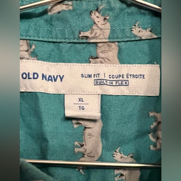 ⭐️ Rhino 🦏 Old Navy Short Sleeve Button Up SS Button Up Shirt - Picture 2 of 5